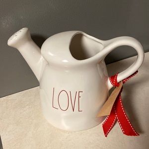 Rae Dunn Love water can